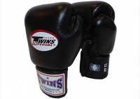 Перчатки боксерские TWINS для муай-тай (черные) 14 oz BGVL-3